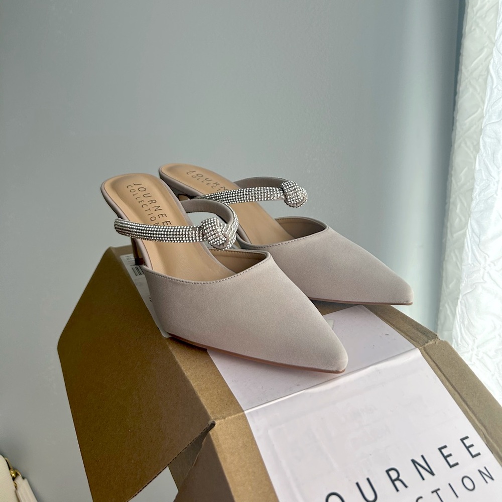 Lunna pump- Journee collection